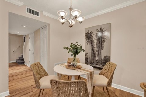 Condo in Tampa, Florida, 2 bedrooms № 2408434 - photo 3