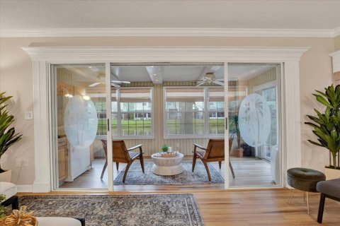 Condo in Tampa, Florida, 2 bedrooms № 2408434 - photo 12