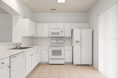 House in DeLand, Florida 2 bedrooms, 143.72 sq.m. № 2200774 - photo 19