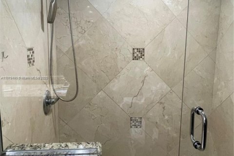 Copropriété à vendre à Hallandale Beach, Floride: 2 chambres, 132.85 m2 № 2014422 - photo 22