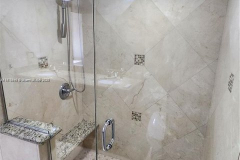 Copropriété à vendre à Hallandale Beach, Floride: 2 chambres, 132.85 m2 № 2014422 - photo 23