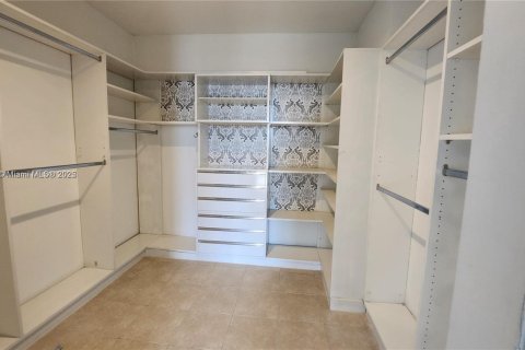 Copropriété à vendre à Hallandale Beach, Floride: 2 chambres, 132.85 m2 № 2014422 - photo 25