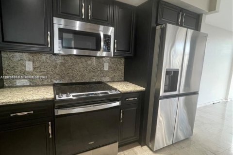 Copropriété à vendre à Hallandale Beach, Floride: 2 chambres, 132.85 m2 № 2014422 - photo 2