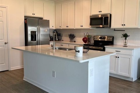 House in Palmetto, Florida 3 bedrooms, 137.5 sq.m. № 1883296 - photo 4