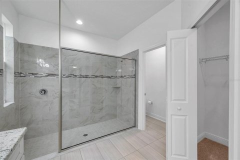 Casa en venta en Tampa, Florida, 5 dormitorios, 351.73 m2 № 1815149 - foto 22