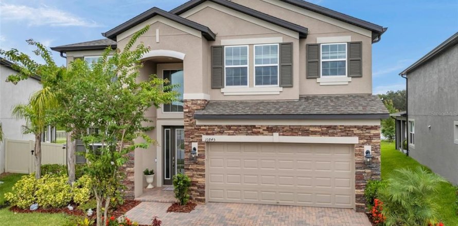 Casa en Tampa, Florida 5 dormitorios, 351.73 m2 № 1815149