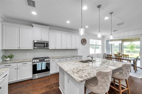 Casa en venta en Tampa, Florida, 5 dormitorios, 351.73 m2 № 1815149 - foto 27