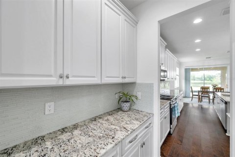 Casa en venta en Tampa, Florida, 5 dormitorios, 351.73 m2 № 1815149 - foto 26