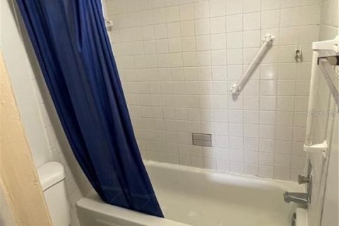 Copropriété à louer à Clearwater, Floride: 1 chambre, 72.19 m2 № 2096794 - photo 11