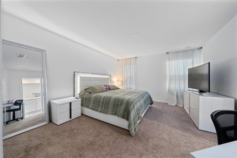 Купить таунхаус в Уинтер-Гарден, Флорида 6 комнат, 154.4м2, № 2205055 - фото 19