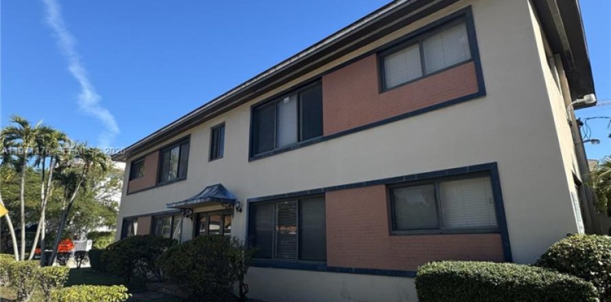 Appartement à Coral Gables, Floride 2 chambres № 2032733