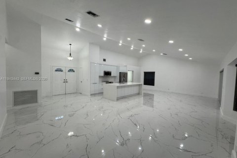 Снять в аренду виллу или дом в Купер-Сити, Флорида 4 спальни, 186.55м2, № 2009024 - фото 9