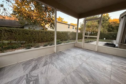 Снять в аренду виллу или дом в Купер-Сити, Флорида 4 спальни, 186.55м2, № 2009024 - фото 6