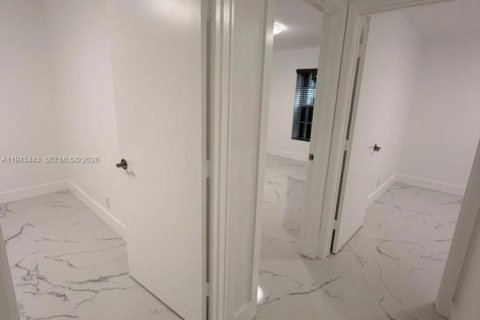 Снять в аренду виллу или дом в Купер-Сити, Флорида 4 спальни, 186.55м2, № 2009024 - фото 21