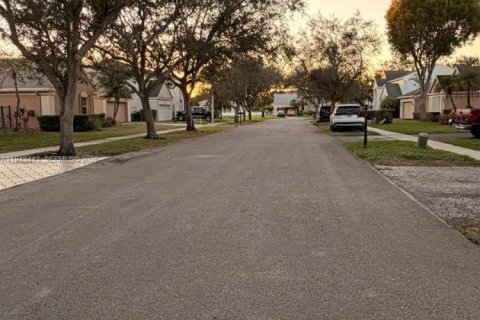 Снять в аренду виллу или дом в Купер-Сити, Флорида 4 спальни, 186.55м2, № 2009024 - фото 4