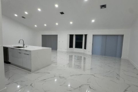 Снять в аренду виллу или дом в Купер-Сити, Флорида 4 спальни, 186.55м2, № 2009024 - фото 11