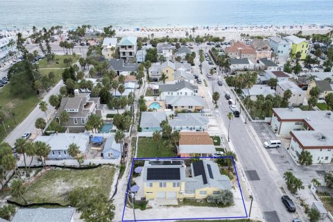 Propiedad comercial en venta en Saint Pete Beach, Florida, 193.98 m2 № 2405279 - foto 7