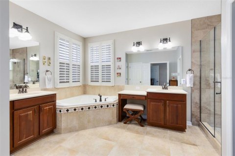Villa ou maison à vendre à Orlando, Floride: 4 chambres, 342.44 m2 № 1795614 - photo 21