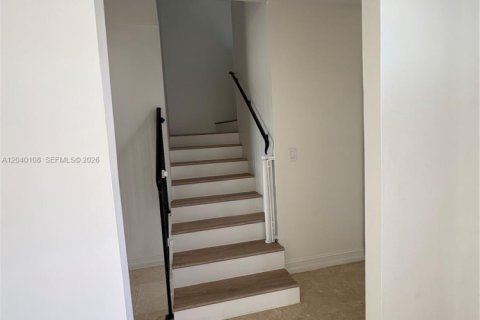 Townhouse in Aventura, Florida 3 bedrooms, 185.8 sq.m. № 2186716 - photo 20