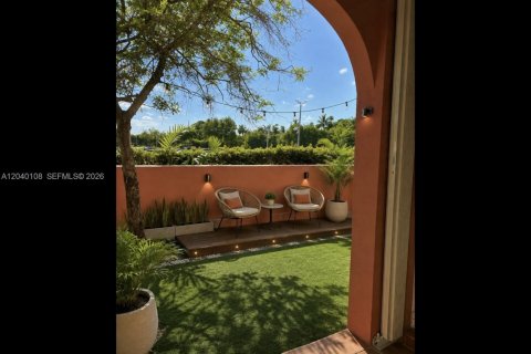 Townhouse in Aventura, Florida 3 bedrooms, 185.8 sq.m. № 2186716 - photo 17
