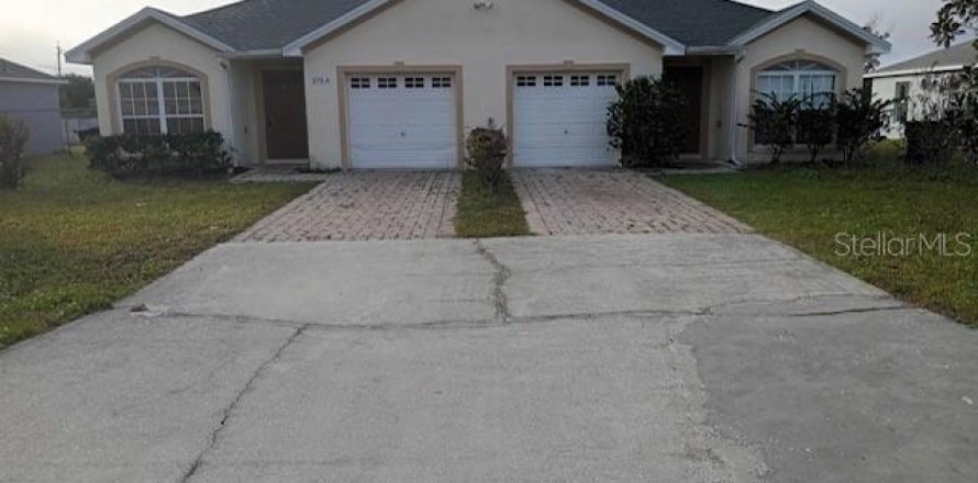 Immobilier commercial à Kissimmee, Floride 6 chambres, 224.36 m2 № 2285348