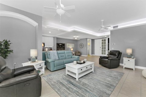 Copropriété à vendre à Punta Gorda, Floride: 2 chambres, 166.11 m2 № 2396491 - photo 6