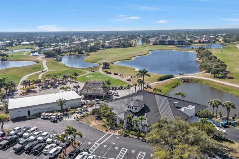Copropriété à vendre à Punta Gorda, Floride: 2 chambres, 166.11 m2 № 2396491 - photo 2