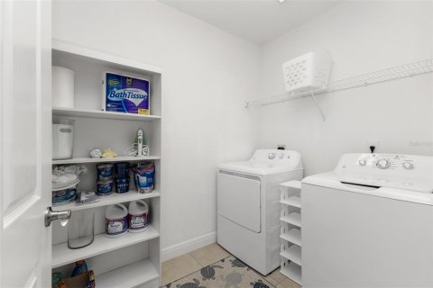 Copropriété à vendre à Punta Gorda, Floride: 2 chambres, 166.11 m2 № 2396491 - photo 27
