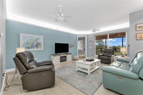 Copropriété à vendre à Punta Gorda, Floride: 2 chambres, 166.11 m2 № 2396491 - photo 9