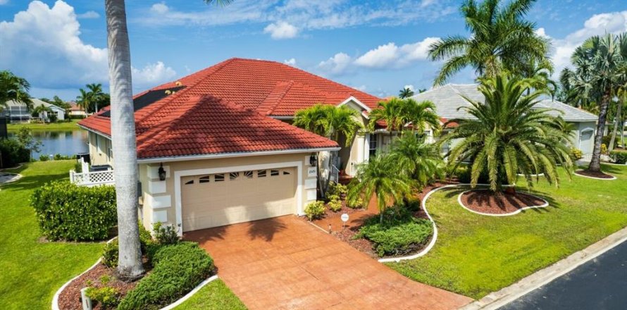 Villa ou maison à Fort Myers, Floride 4 chambres, 230.58 m2 № 1567118