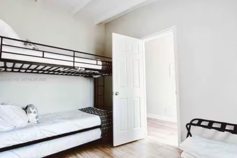 Снять в аренду виллу или дом в Помпано-Бич, Флорида 3 спальни, 53.51м2, № 2032394 - фото 7