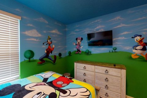 Villa ou maison à vendre à Kissimmee, Floride: 7 chambres, 307.88 m2 № 2101252 - photo 3