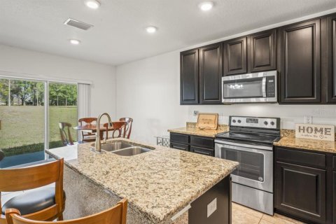 House in Spring Hill, Florida 3 bedrooms, 121.7 sq.m. № 2224612 - photo 18