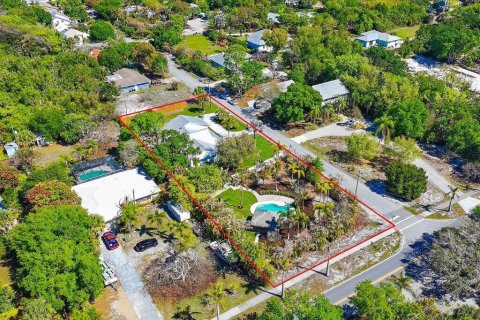 House in Stuart, Florida 3 bedrooms, 186.73 sq.m. № 2250520 - photo 8