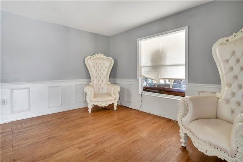 House in Leesburg, Florida 4 bedrooms, 273.88 sq.m. № 2416827 - photo 9