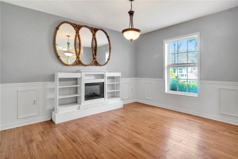 House in Leesburg, Florida 4 bedrooms, 273.88 sq.m. № 2416827 - photo 7