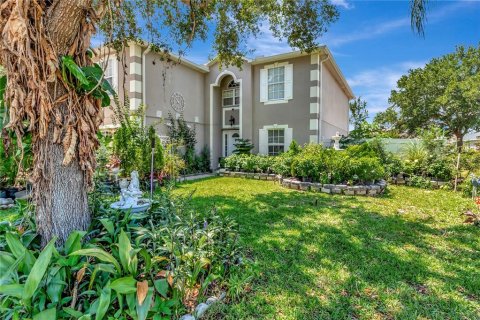 House in Leesburg, Florida 4 bedrooms, 273.88 sq.m. № 2416827 - photo 4