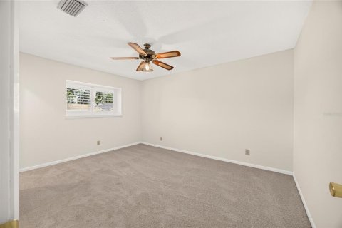 Townhouse in Ocala, Florida 3 bedrooms, 164.16 sq.m. № 2430951 - photo 28