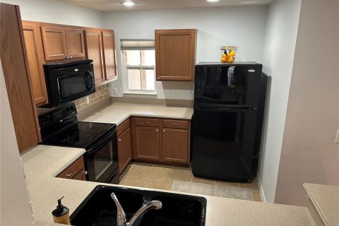 Touwnhouse à louer à Lakewood Ranch, Floride: 2 chambres, 98.85 m2 № 2101742 - photo 7