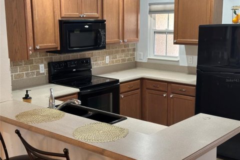 Touwnhouse à louer à Lakewood Ranch, Floride: 2 chambres, 98.85 m2 № 2101742 - photo 8
