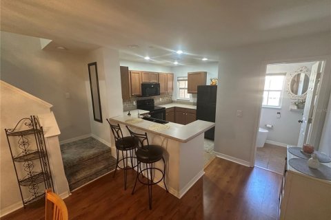 Touwnhouse à louer à Lakewood Ranch, Floride: 2 chambres, 98.85 m2 № 2101742 - photo 12