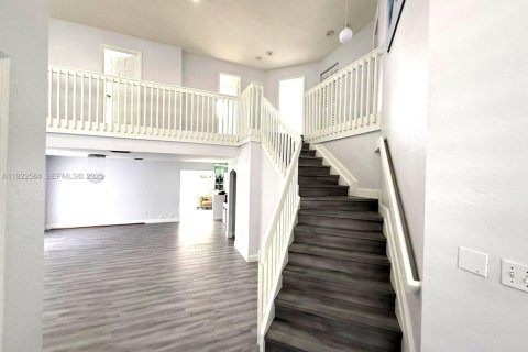 Villa ou maison à louer à Miami, Floride: 4 chambres, 260.96 m2 № 1977113 - photo 27