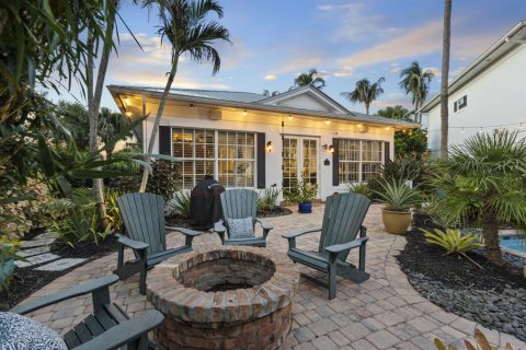 Casa en venta en Palm City, Florida, 6 dormitorios, 387.87 m2 № 2370213 - foto 11
