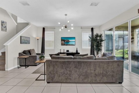 Casa en venta en Kissimmee, Florida, 4 dormitorios, 230.21 m2 № 1879103 - foto 7