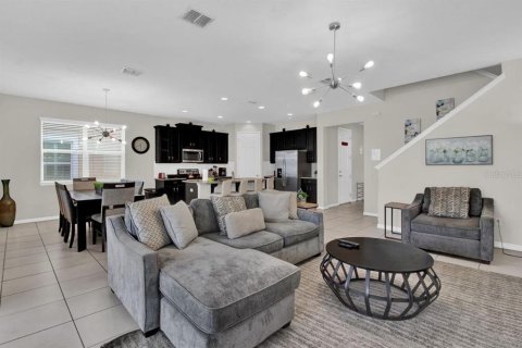 Casa en venta en Kissimmee, Florida, 4 dormitorios, 230.21 m2 № 1879103 - foto 5