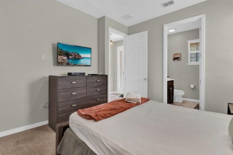 Casa en venta en Kissimmee, Florida, 4 dormitorios, 230.21 m2 № 1879103 - foto 14