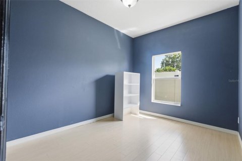 House in Saint Petersburg, Florida 3 bedrooms, 103.31 sq.m. № 2399352 - photo 16