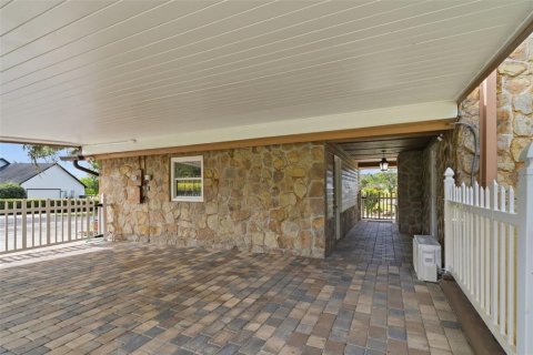 Villa ou maison à vendre à Chuluota, Floride: 4 chambres, 267.37 m2 № 2403121 - photo 25