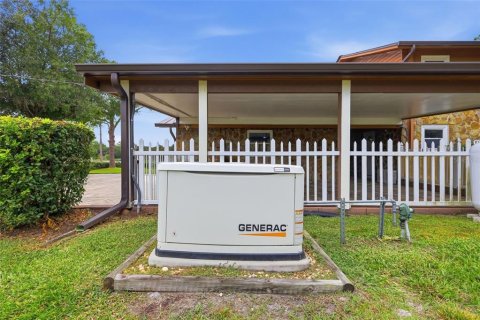Villa ou maison à vendre à Chuluota, Floride: 4 chambres, 267.37 m2 № 2403121 - photo 27