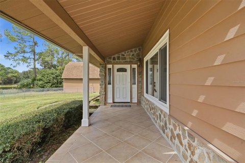 Villa ou maison à vendre à Chuluota, Floride: 4 chambres, 267.37 m2 № 2403121 - photo 22